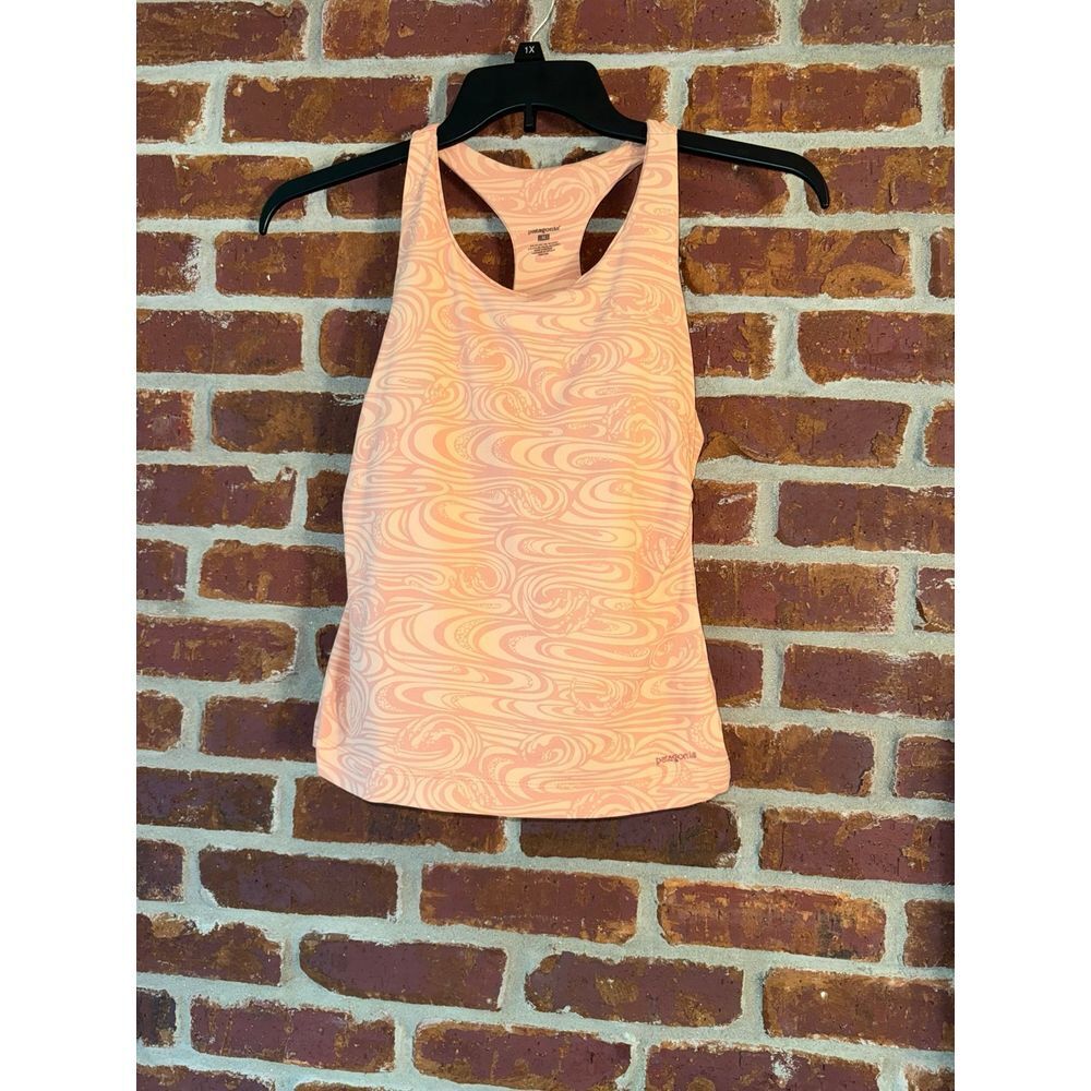 Patagonia performance racer back‎ tank Medium